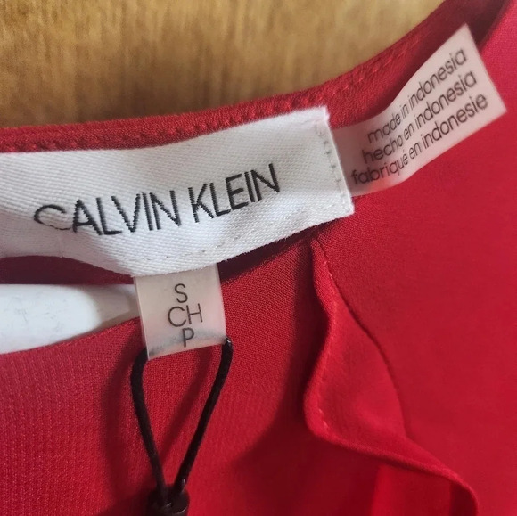 Calvin Klein Ruffled Long-Sleeve Top - Picture 6 of 12